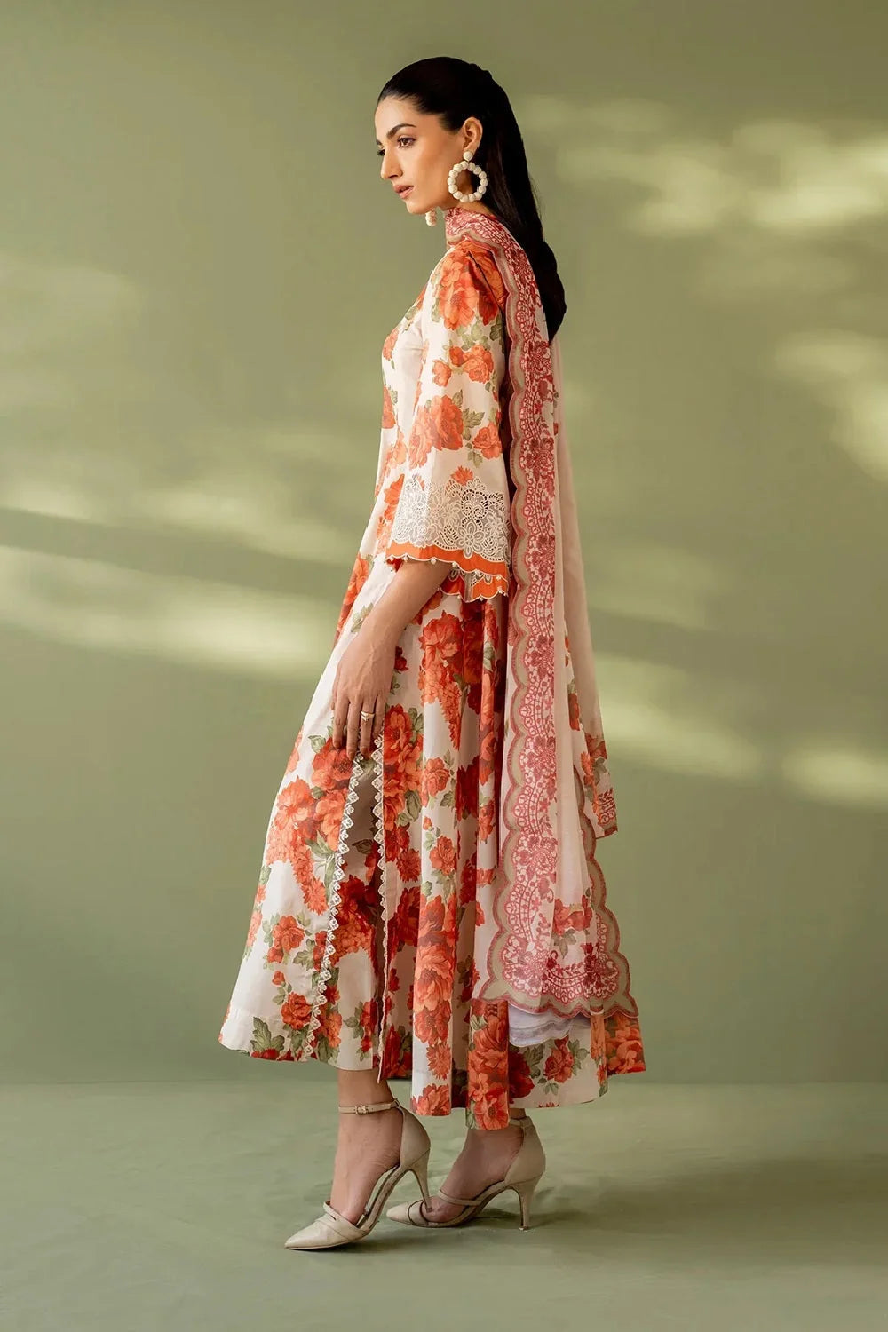 Pure Lawn Digital Printed Suit with Chiffon Dupatta
