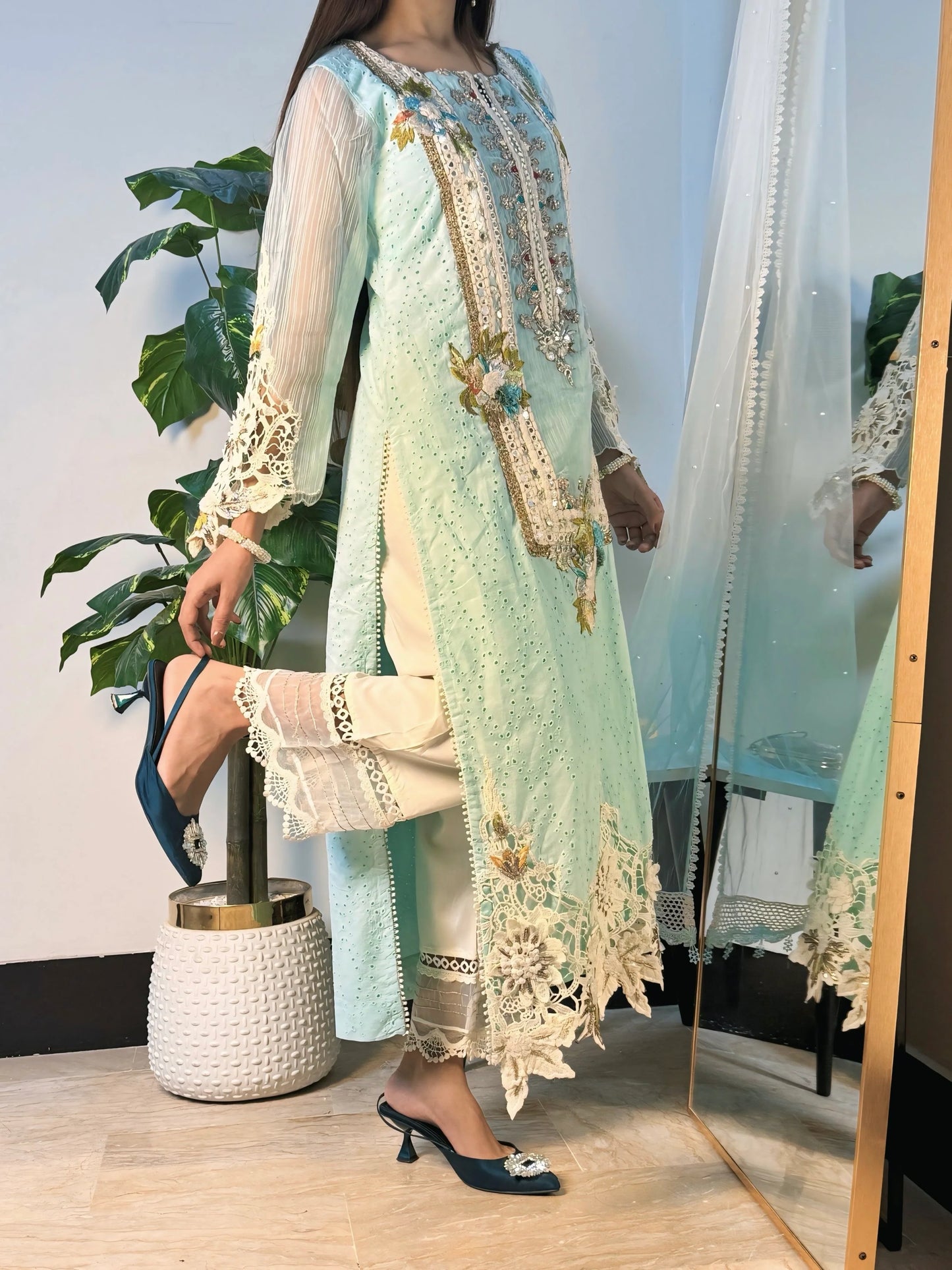 3D & Crochet Hand Embroidered Cotton Chikankari Suit