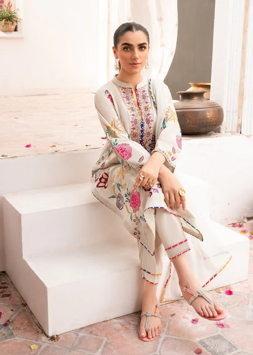 White Embroidered Winter Kurta Set with Dupatta