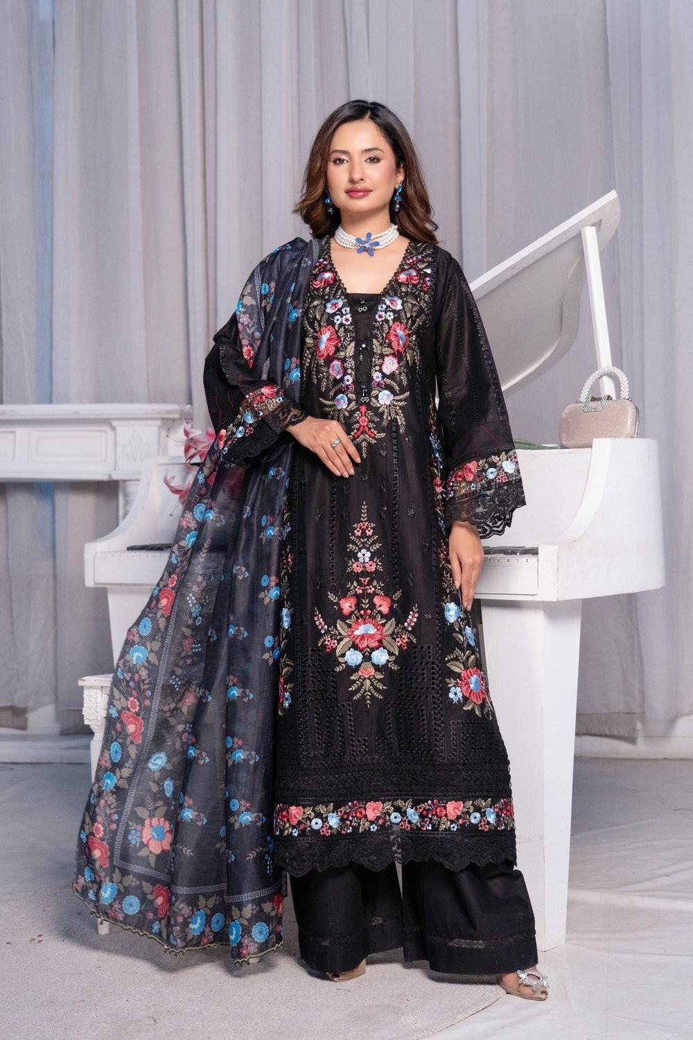 Ladies Black Embroidered Cotton Salwar Kameez in Dubai UAE – SALWAR MAHAL
