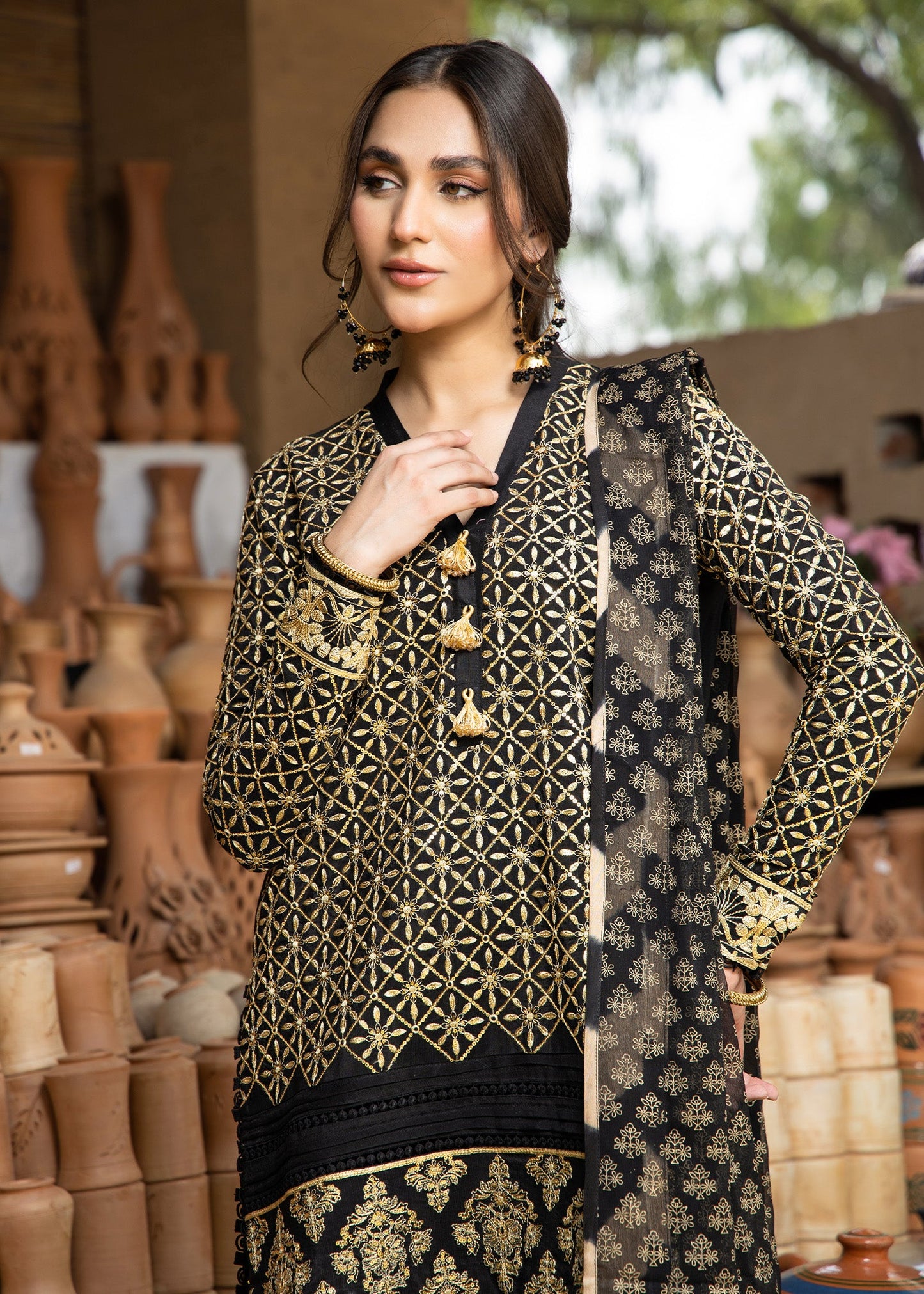 Black Gold Embroidered Farshi Shalwar Party Wear Online in KSA Riyadh Saudi Arabia Oman Bahrain Qatar