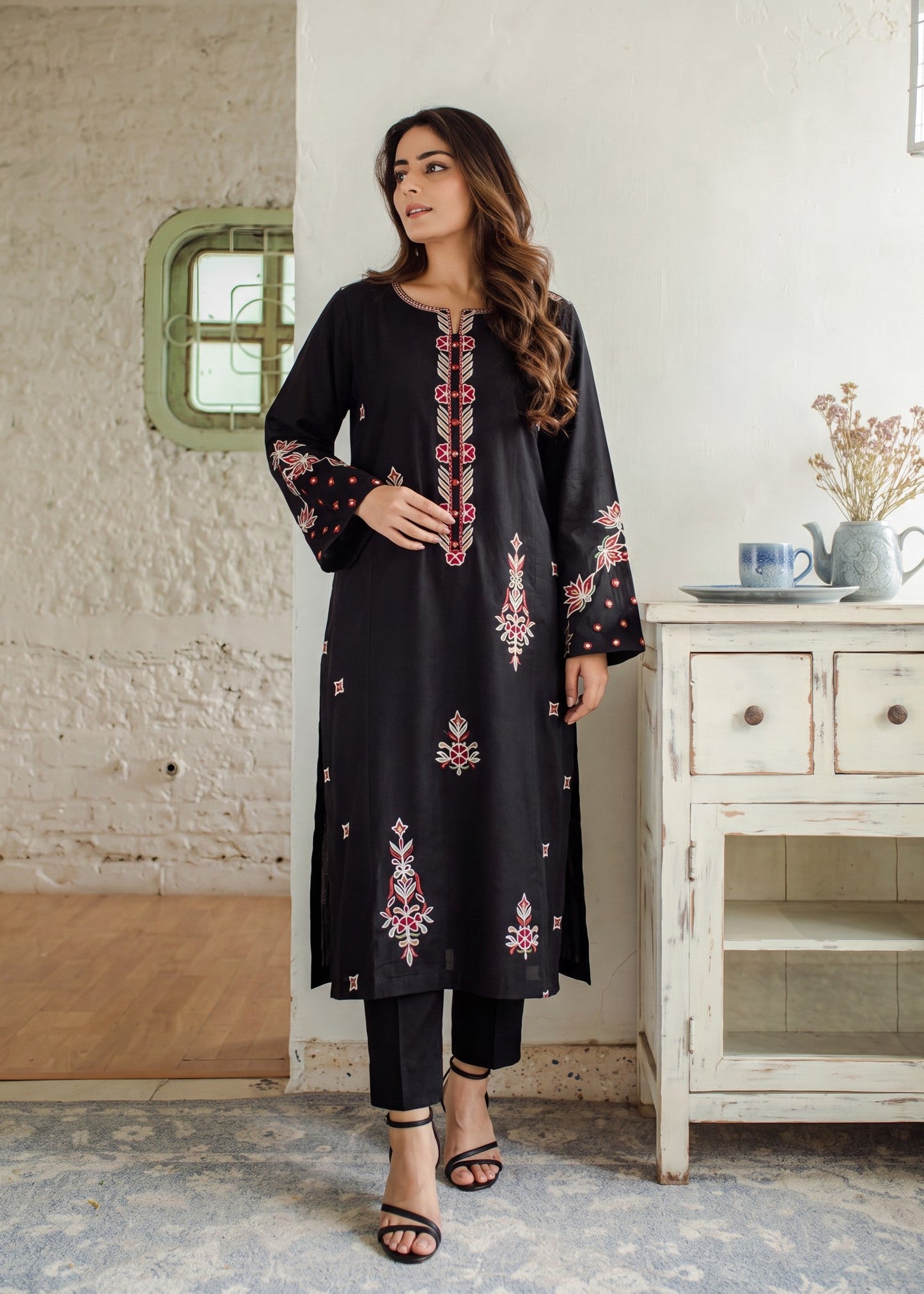 Buy Black Embroidered Lawn Pakistani Suit Online in Dubai DXB UAE Abudhabi Meena Bazaar