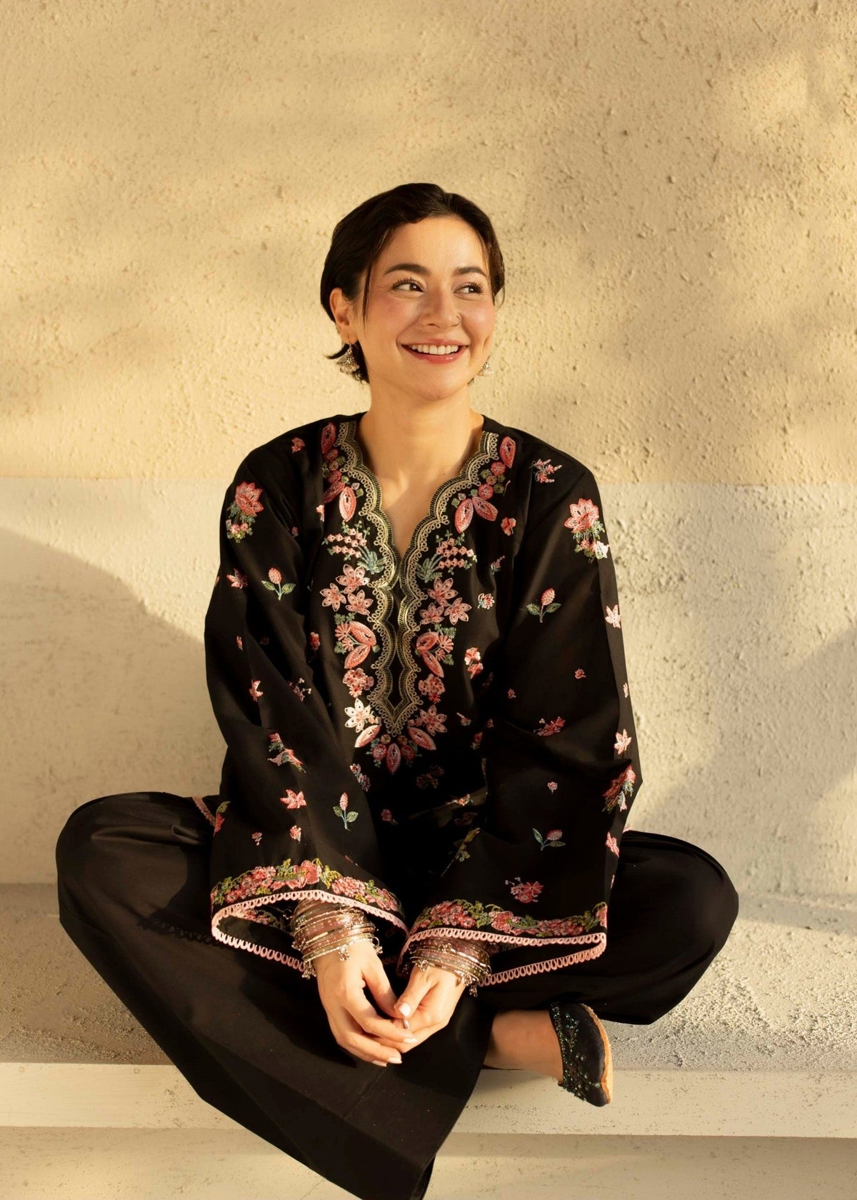 Black Lawn Straight Cut Kurta with Farshi Shalwar Online in Dubai DXB UAE Abudhabi Meena Bazaar