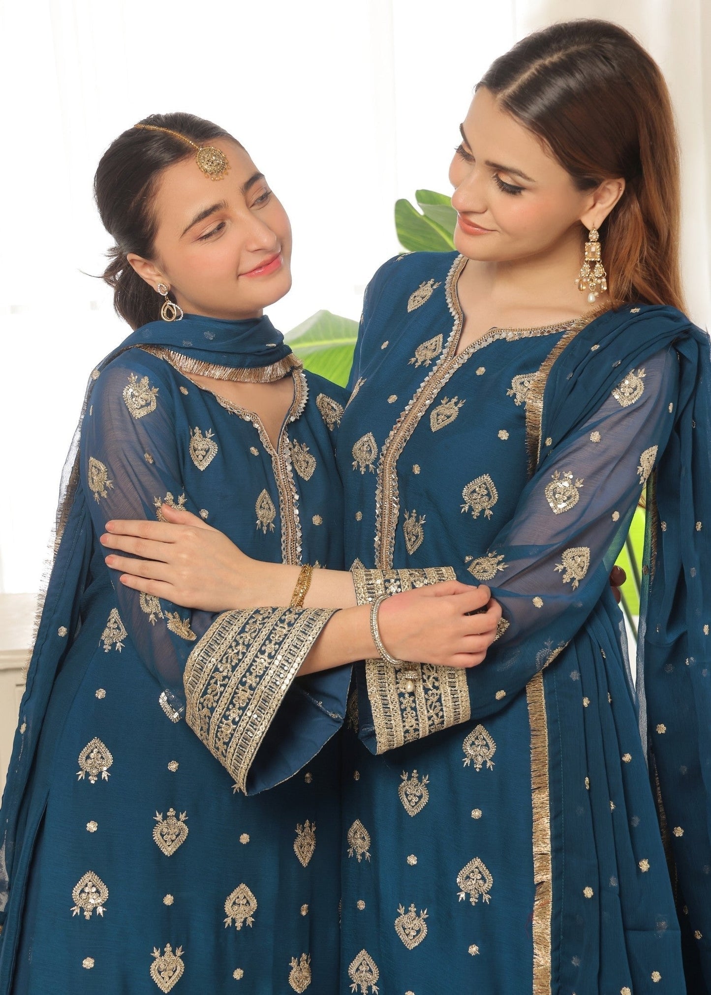 Embroidered Blue Chiffon Partywear Kurta Set Online in Dubai UAE Abudhabi Ajman Sharjah