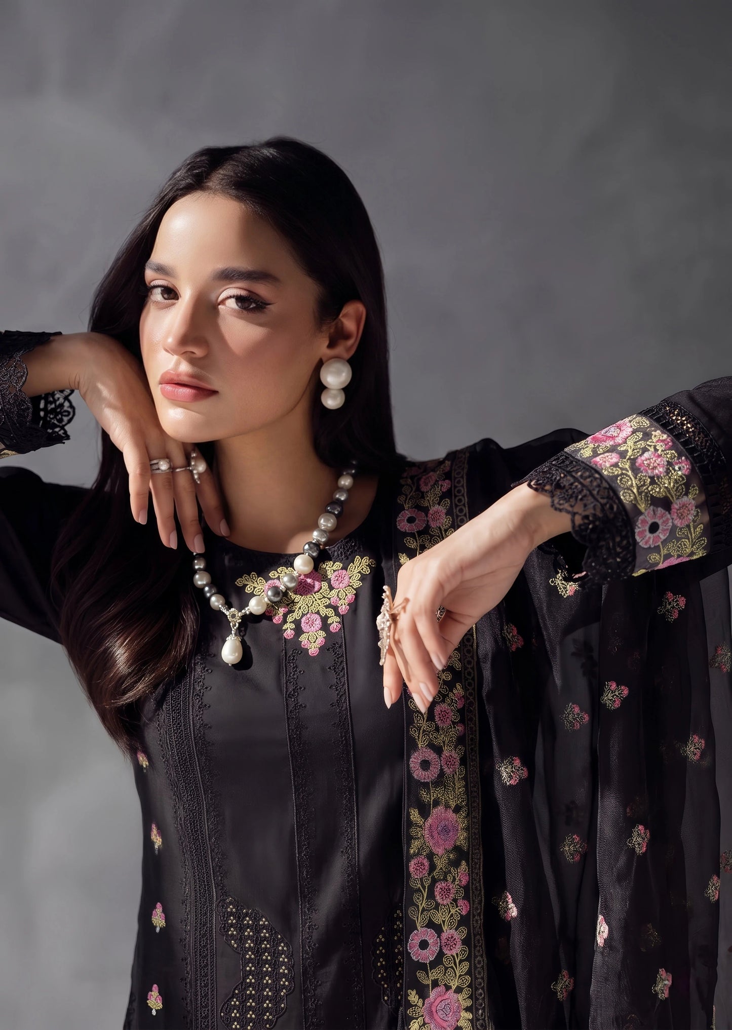 Embroidered Lawn Readymade Salwar Suit Online in UK USA Canada