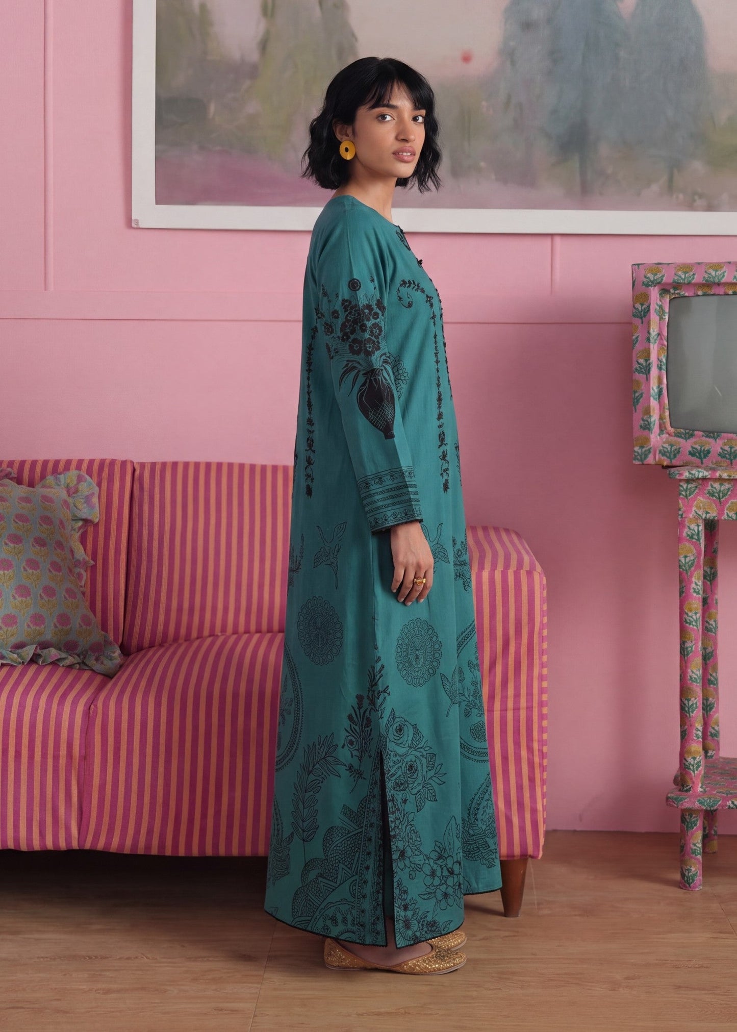 Lawn Kaftan Royal Blue Embroidered Online in Dubai DXB UAE Abudhabi Meena Bazaar