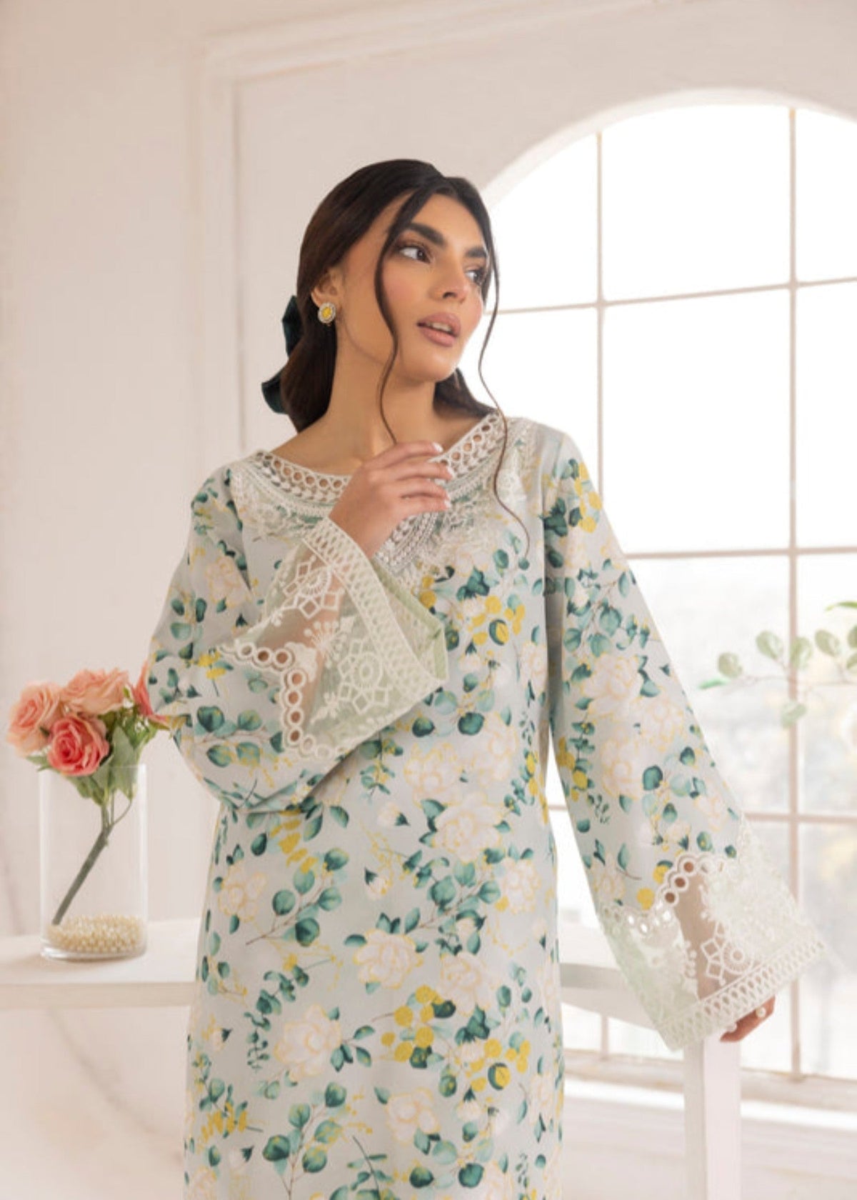 Mint Green Silk 3 Piece Pakistani Suit Online in KSA Riyadh Saudi Arabia Oman Bahrain Qatar