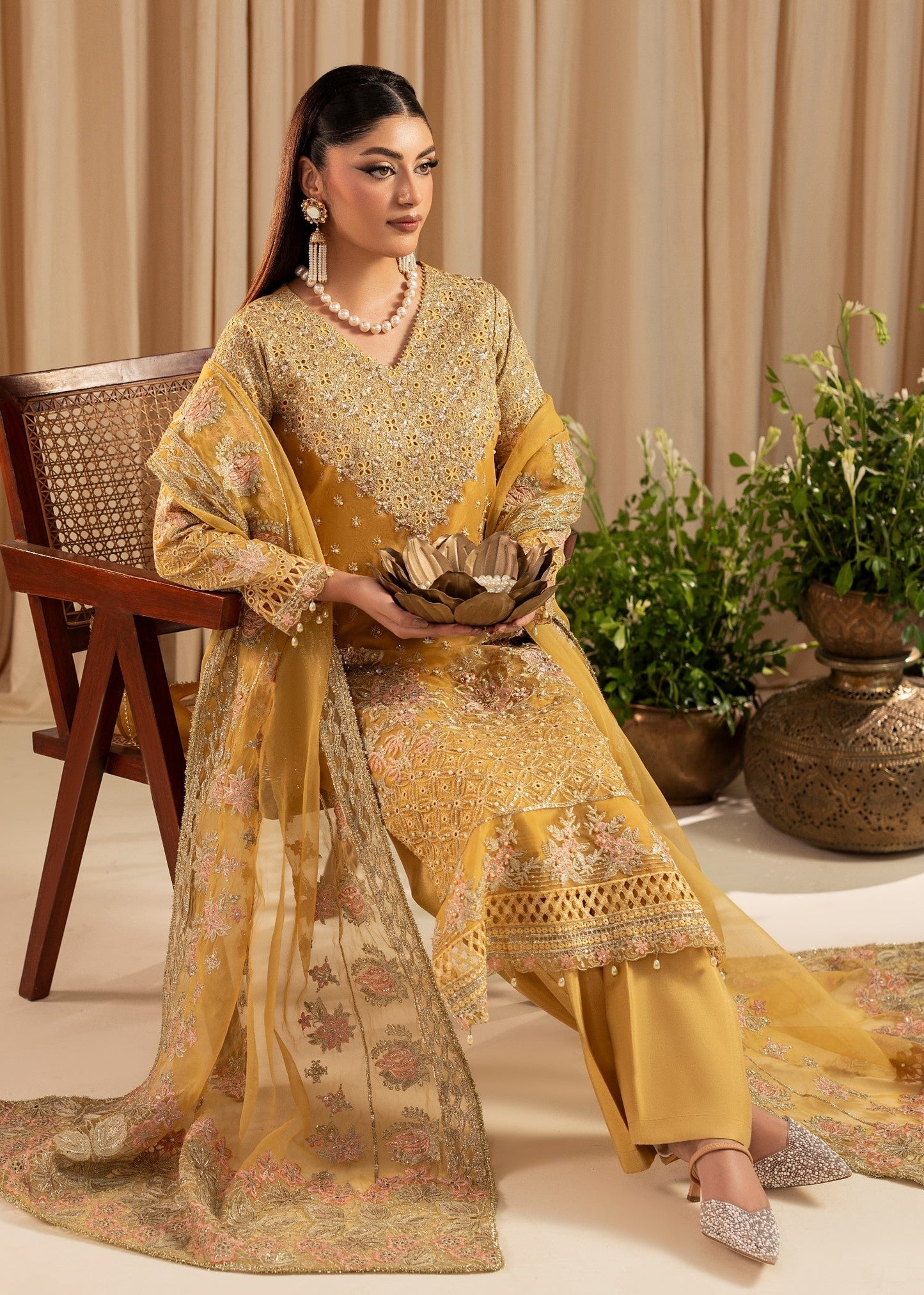 Organza Embroidered Suit for Women Online in KSA Riyadh Saudi Arabia Oman Bahrain Qatar