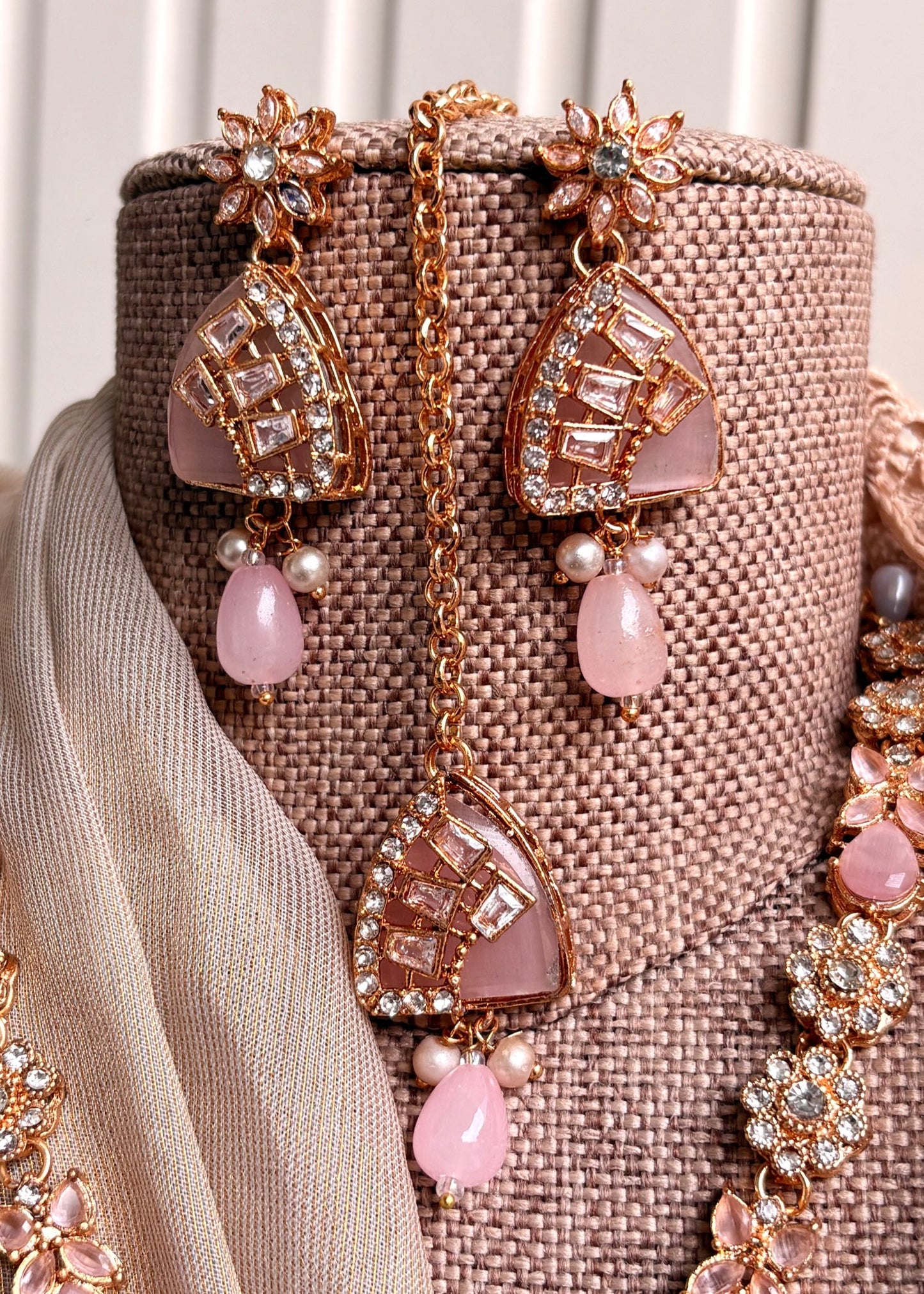 Pink Vareesha Jewellery Set for Women Online in UK USA Canada