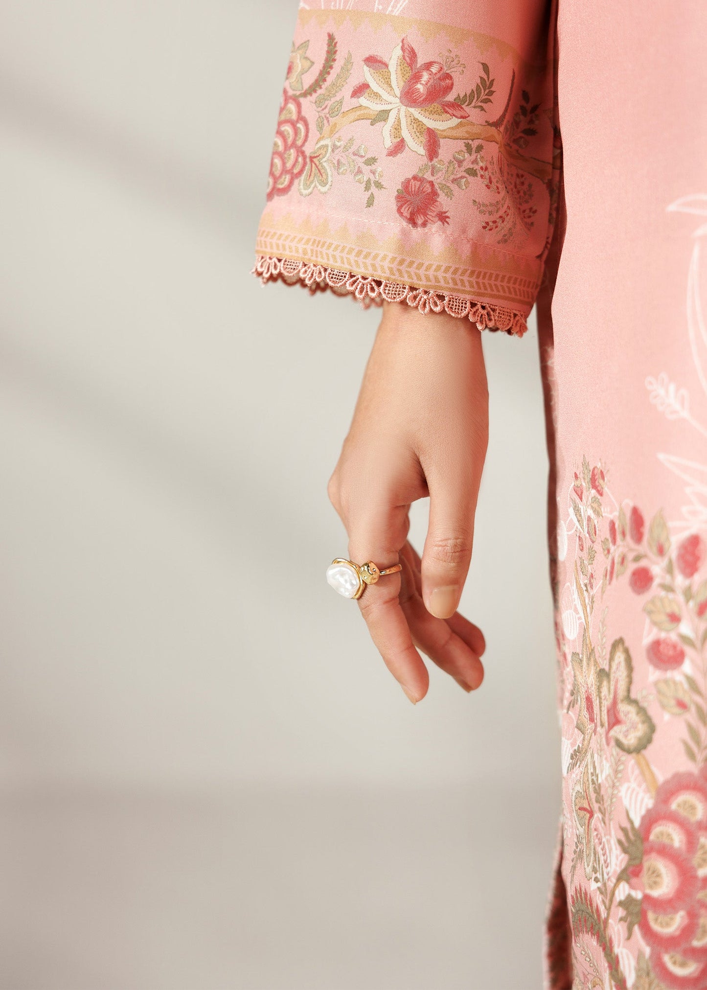 Printed Peach Lawn Pakistani Suit for Daily Wear Online in KSA Riyadh Saudi Arabia Oman Bahrain Qatar
