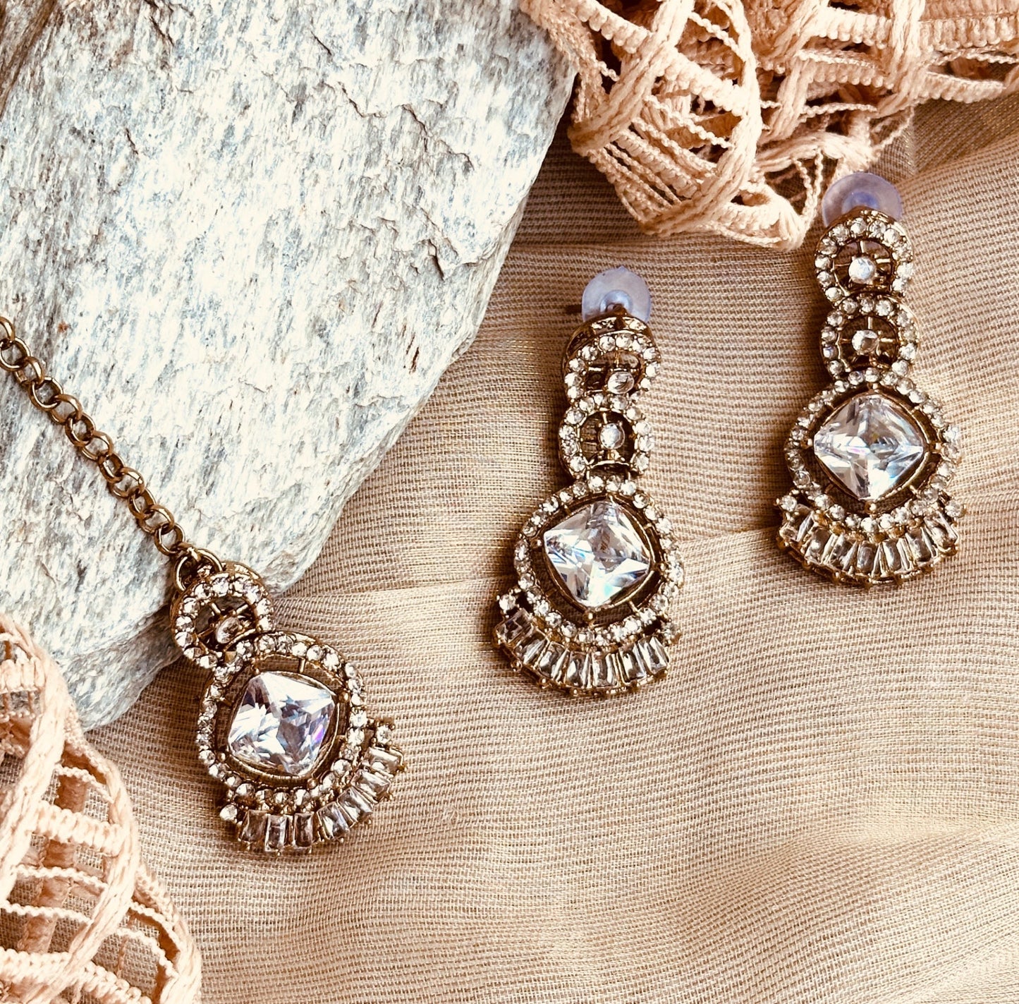 White Kundan Style Necklace Set Online in UK USA Canada