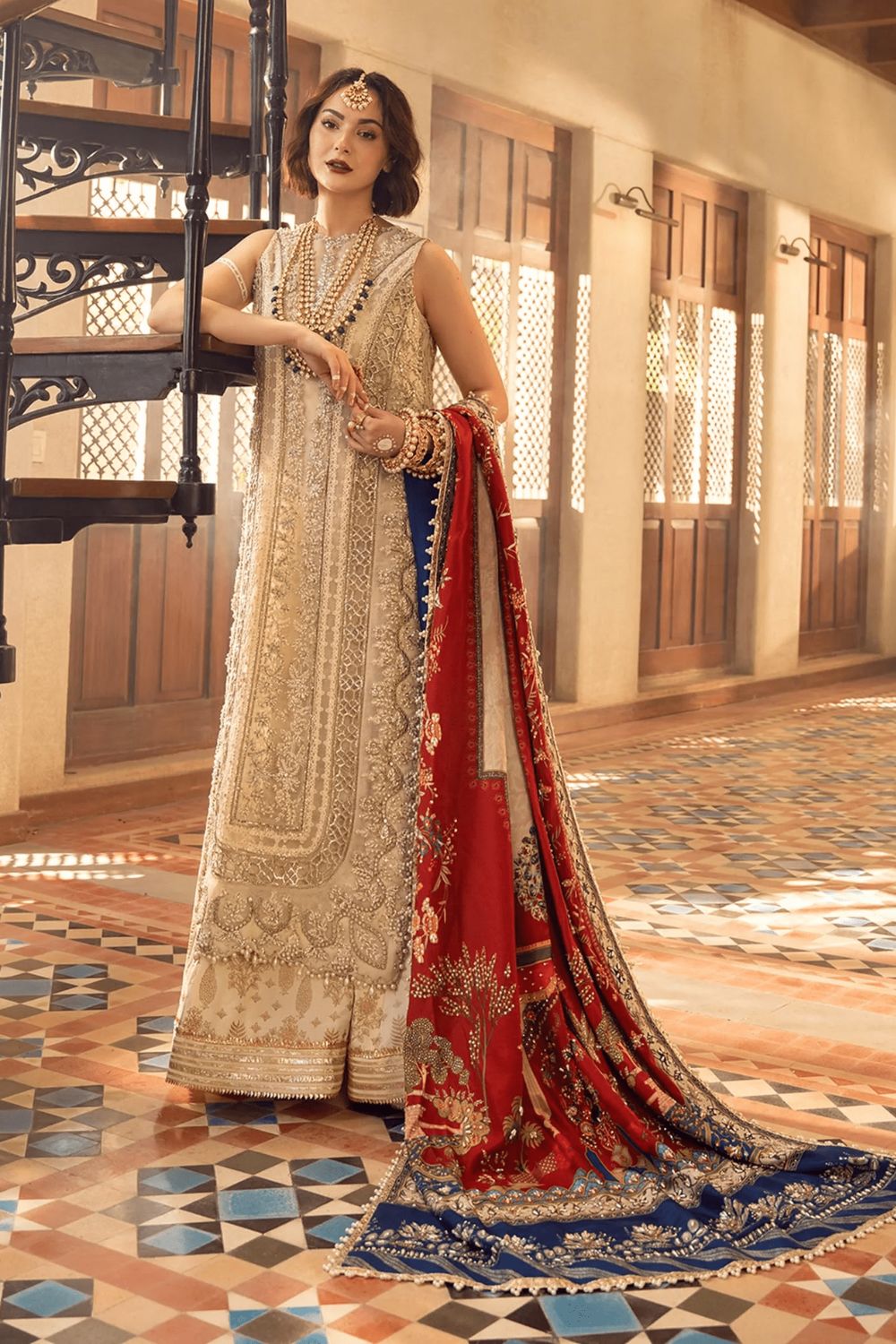 White suit with red clearance dupatta online