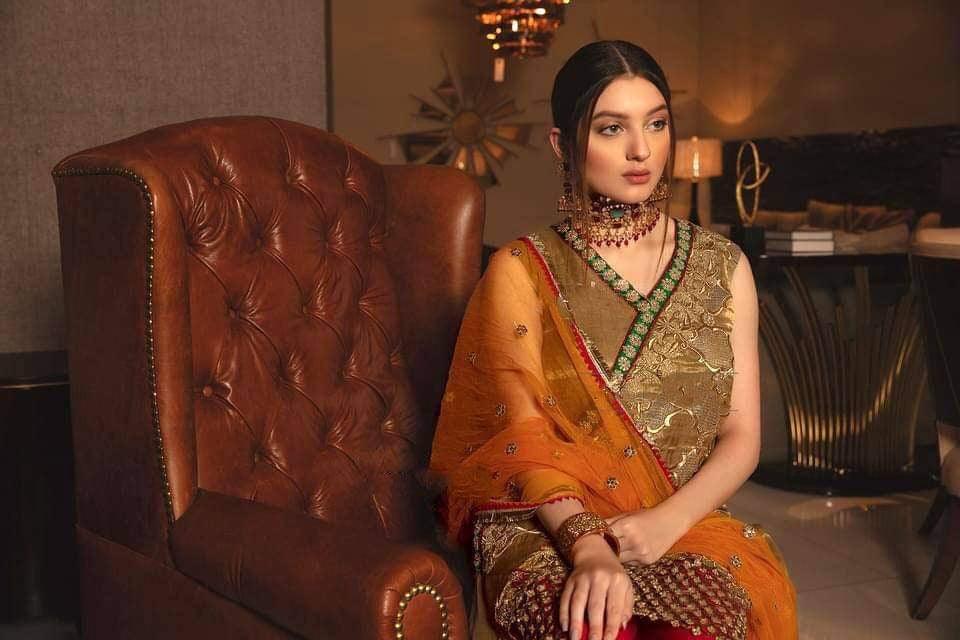 Readymade Hand Embroidered Maysuri Pret