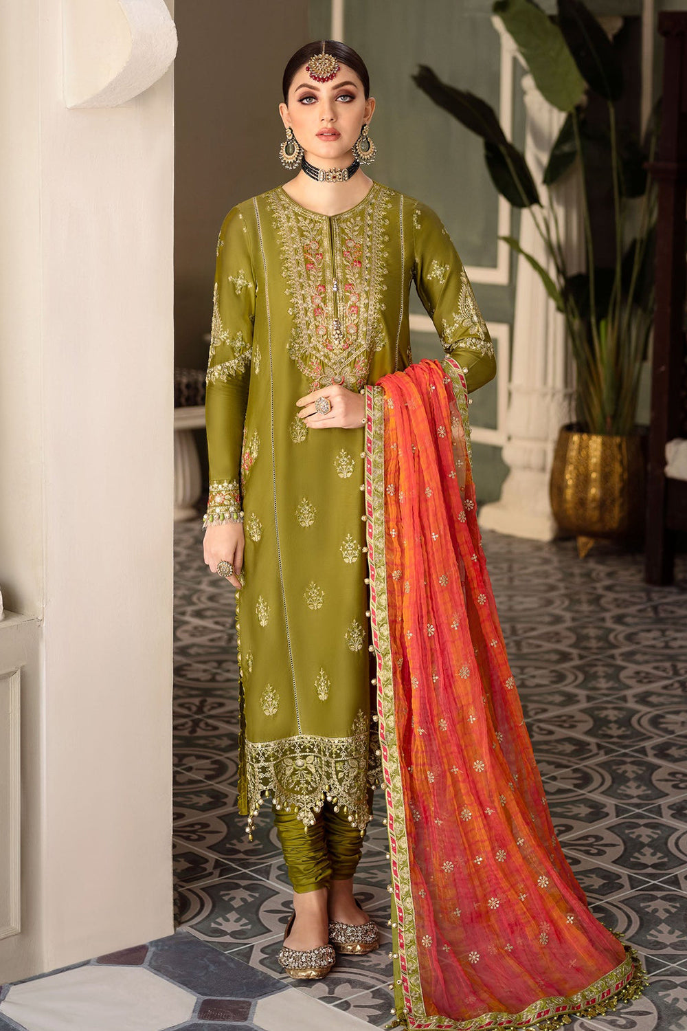 Buy Olive Green Embroidered Lawn Suit with Contrast Dupatta in Dubai Buy Olive Green Embroidered Lawn Suit with Contrast Dupatta in Dubai