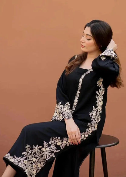 Black Embroidered Long Linen Kurta Set