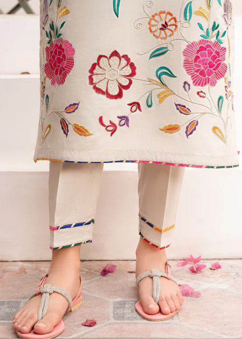 White Embroidered Winter Kurta Set with Dupatta