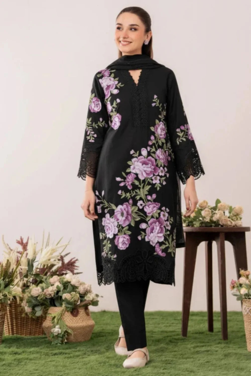 Black Embroidered Lawn Kurta Set with Dupatta