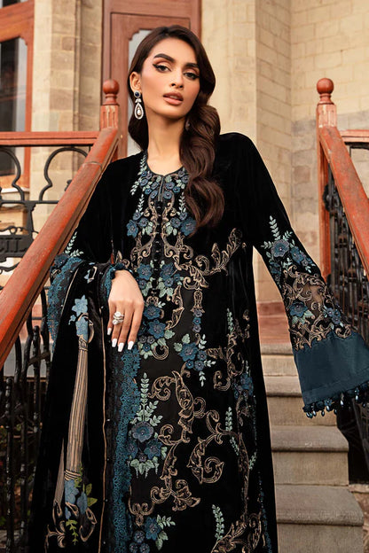 Black Pure Velvet Suit with 3D Work and Velvet Dupatta