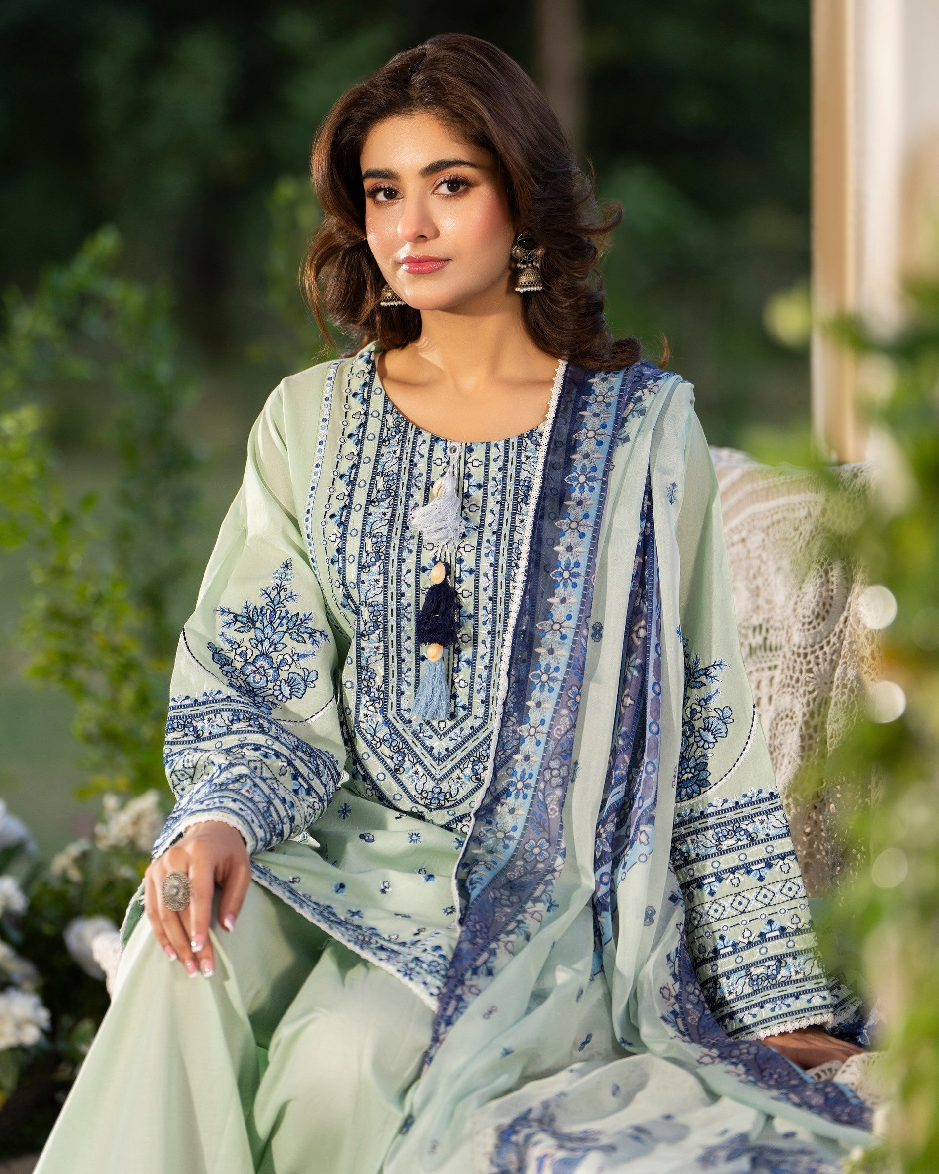 Buy Green Thread Work cotton Ladies Suit Online in KSA Riyadh Saudi Arabia Oman Bahrain Qatar
