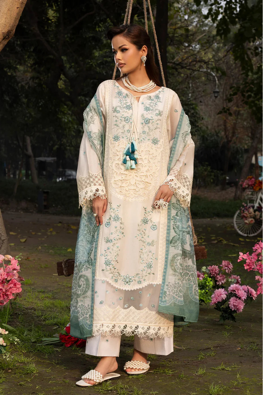 Ivory Heavy Embroidered Lawn Suit with Organza Patchwork Embroidery