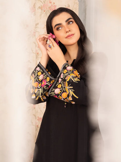 Black Bullion 3D Embroidered Kurta Set