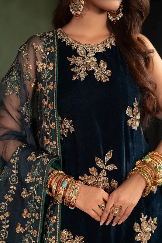 Sequins Embroidered Pure Velvet Suit