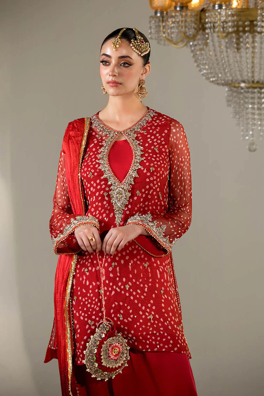 Hand Embroidered Chiffon Chunnari Farshi Shalwar Suit