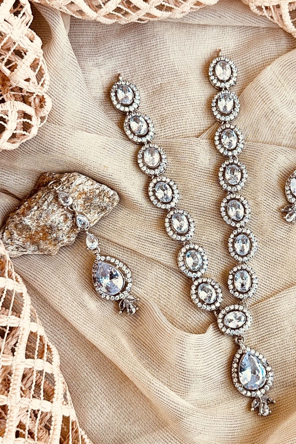 Silver Stone Work Necklace Set
