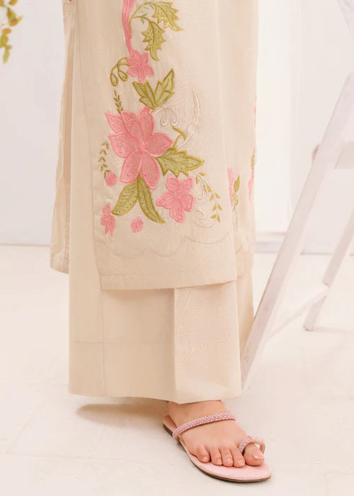 Ivory Floral Embroidered Lawn Kurta Set with Dupatta