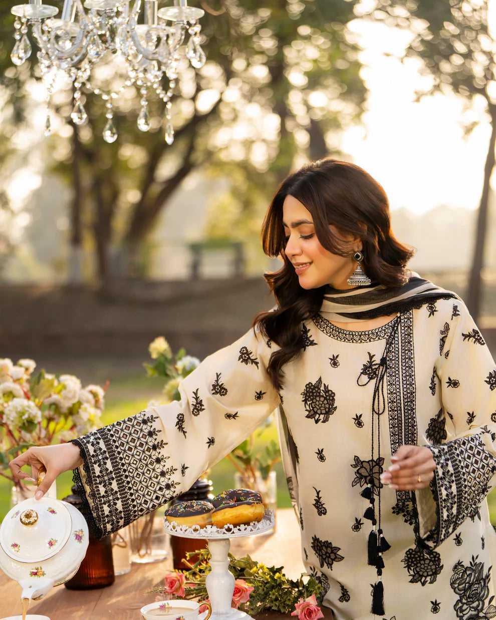 Pure Cotton Suit with Panni Work, 3D Flowers & Chikankari Details