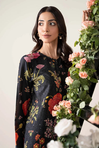 Sequins Embroidered Lawn Suit with Chiffon Dupatta