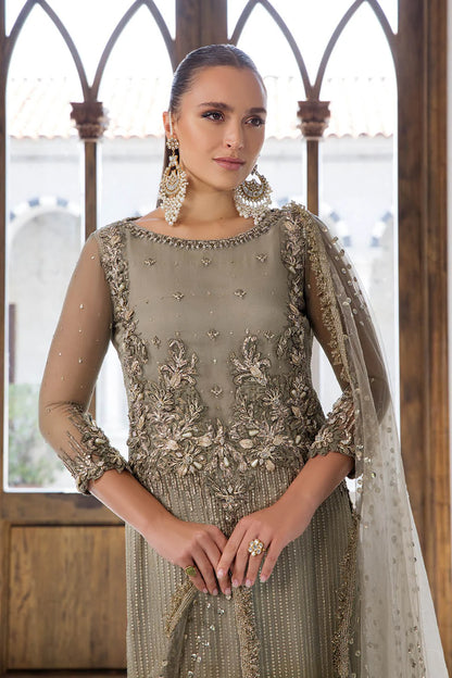Hand Embroidered Elegant Indowestern Suit Size 40