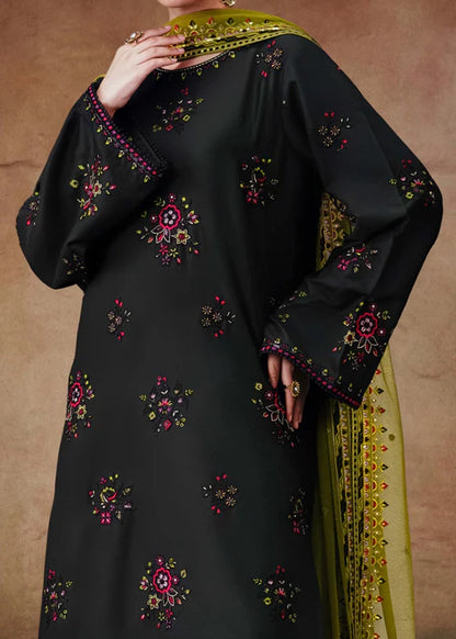 Embroidered Black Linen Kurta Set with Contrasting Dupatta