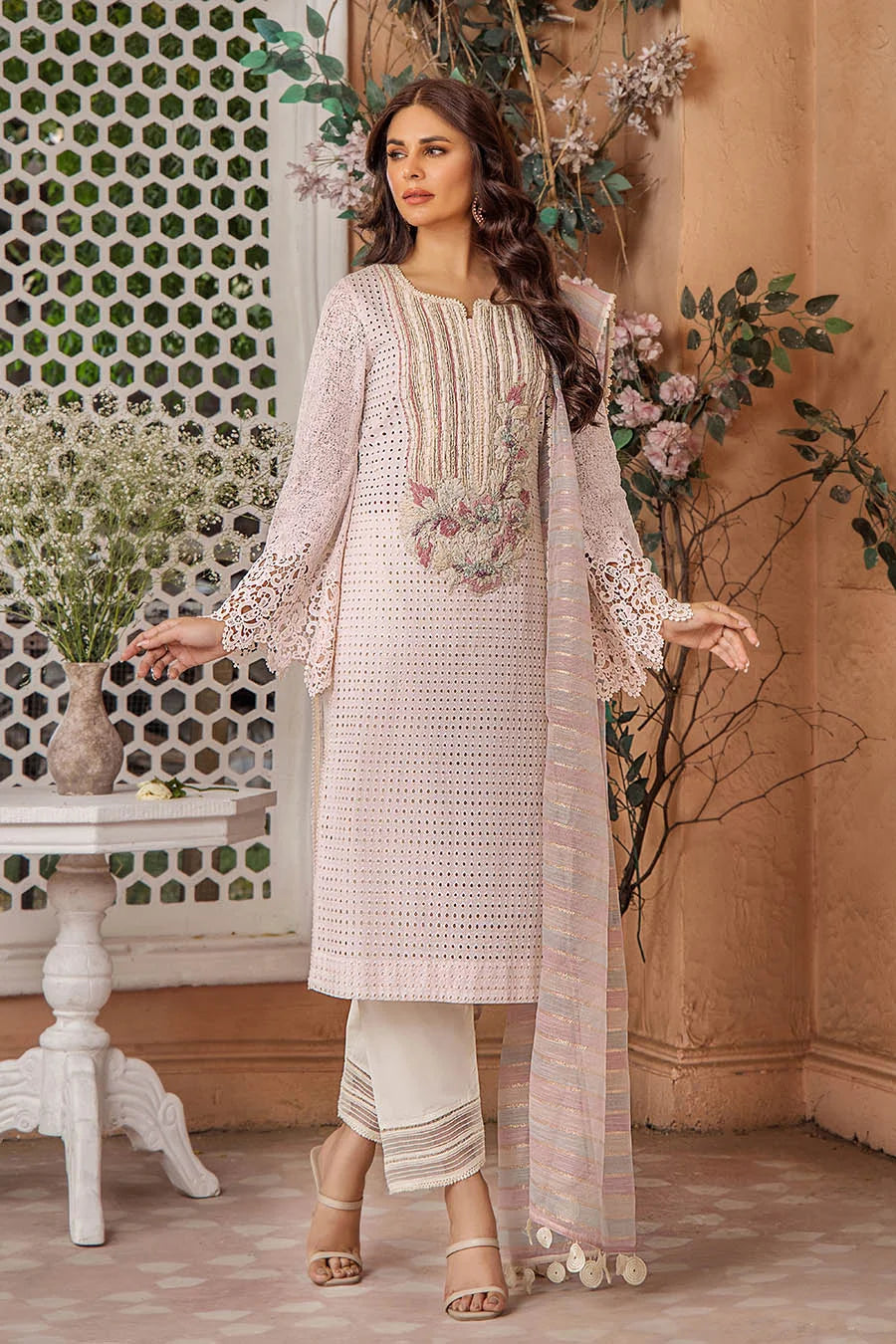 Hand Embroidered Cotton Chikankari Suit