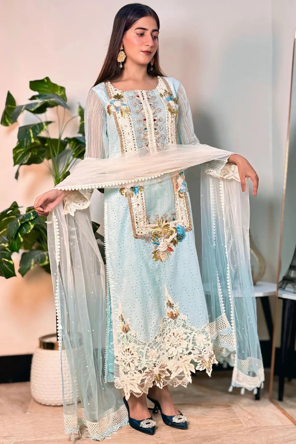 3D & Crochet Hand Embroidered Cotton Chikankari Suit