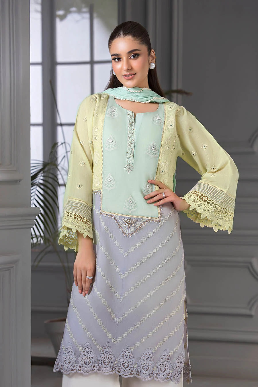 Hand Embroidered 100% Pure Swiss Lawn Cotton Suit