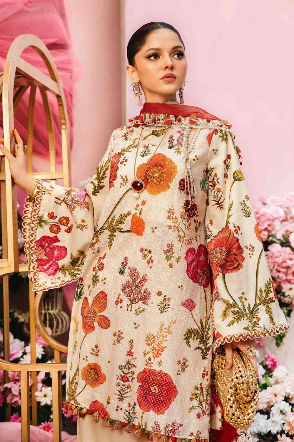 Sequins Embroidered Lawn Suit with Chiffon Dupatta
