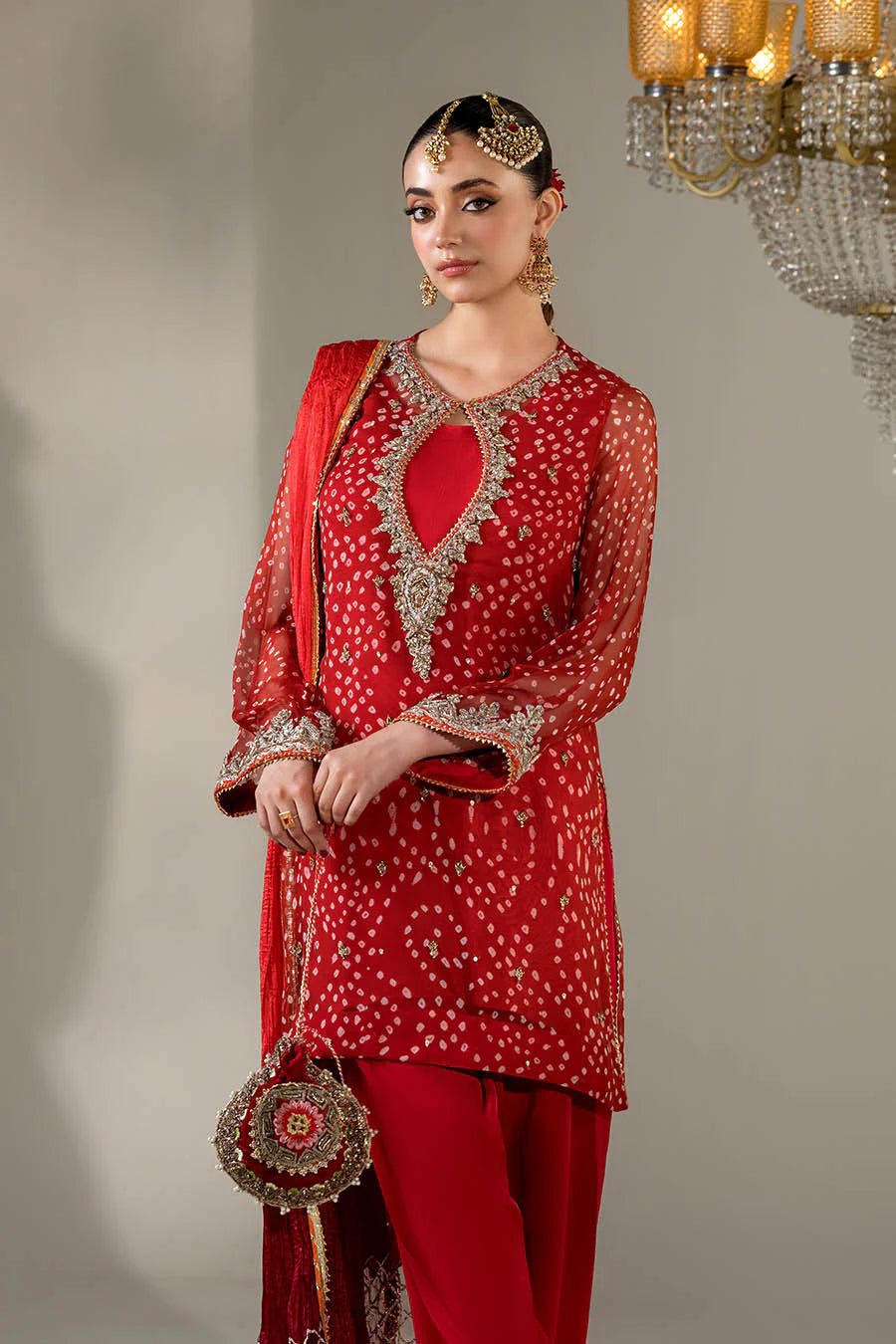 Hand Embroidered Chiffon Chunnari Farshi Shalwar Suit