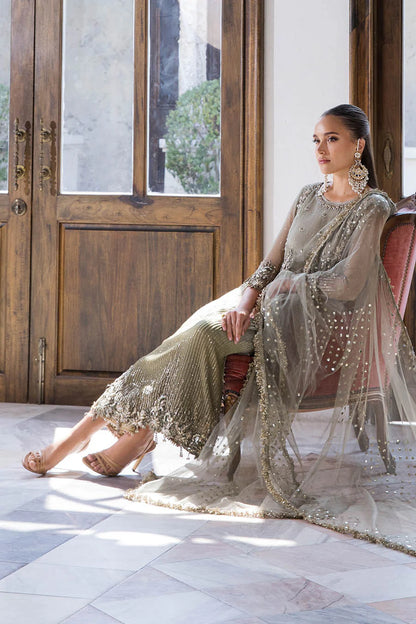 Hand Embroidered Elegant Indowestern Suit Size 40