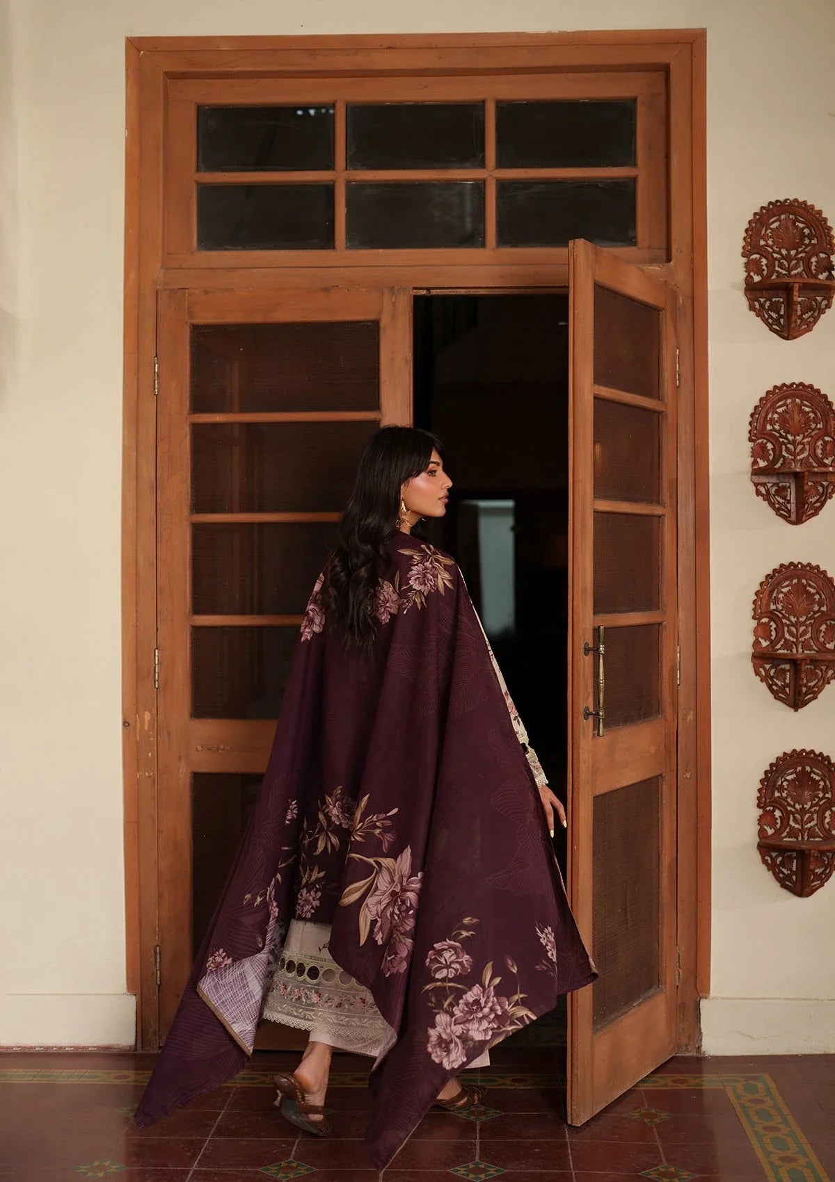 Alabaster Embroidered Lawn Readymade Suit Online in Dubai DXB UAE Abudhabi Meena Bazaar