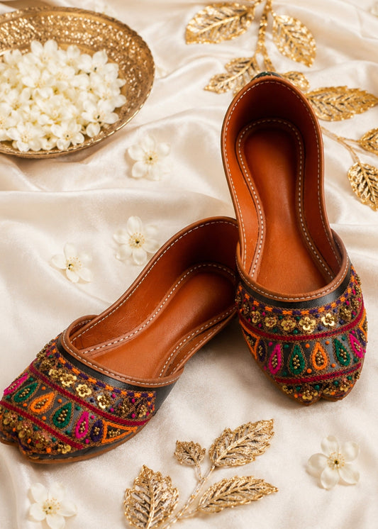 Aniya Collection Floral Embroidered Khussa Online in UK USA Canada