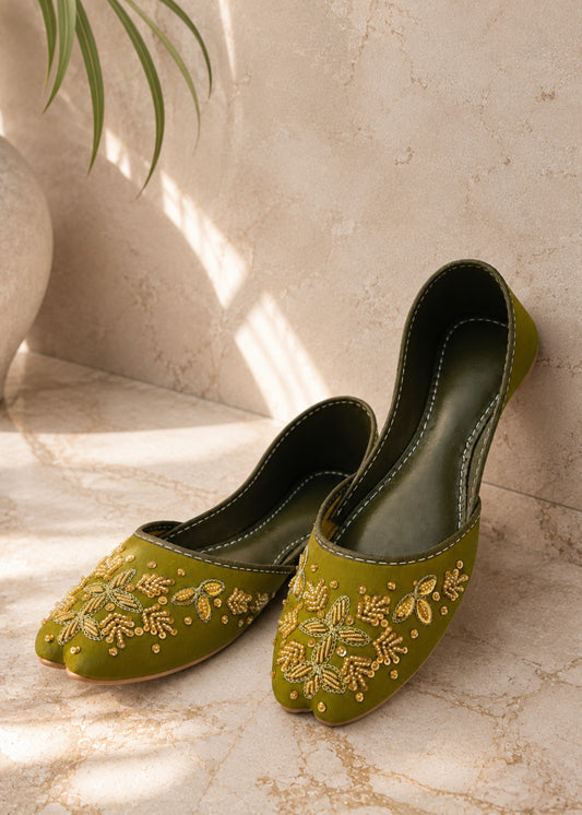 Aniya Collection Green Silk Khussa Flats Online in KSA Riyadh Saudi Arabia Oman Bahrain Qatar