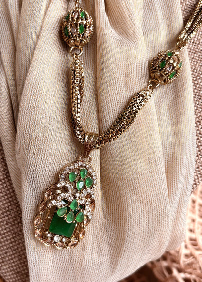 Antique Bridal Jewellery Set Green Online in KSA Riyadh Saudi Arabia Oman Bahrain Qatar