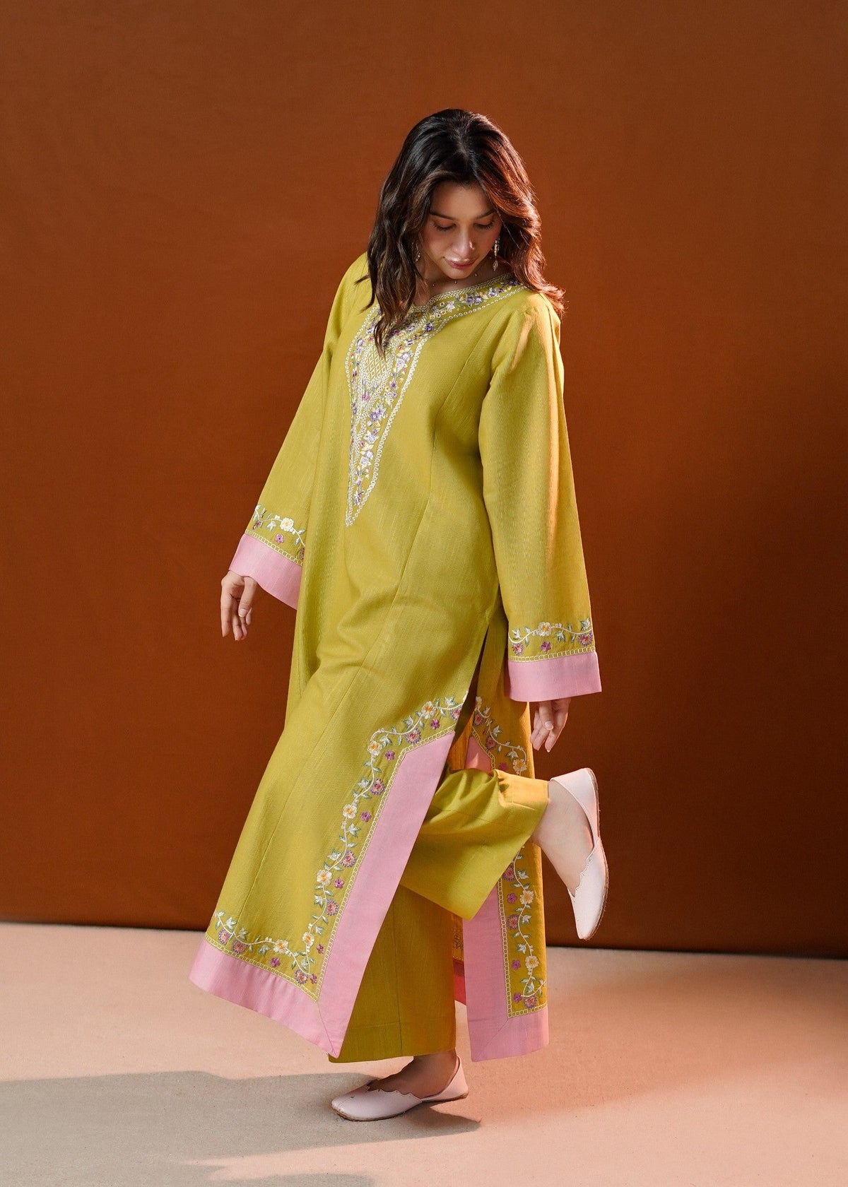 Apple Green Embroidered Slub Khaddar Daily Wear Kurta Set Online in Sri Lanka India Australia