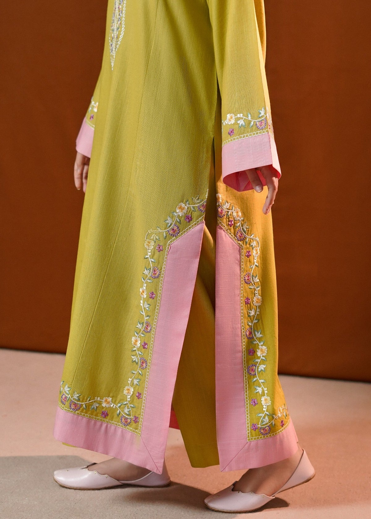 Apple Green Embroidered Slub Khaddar Pakistani Clothes Online in KSA Riyadh Saudi Arabia Oman Bahrain Qatar