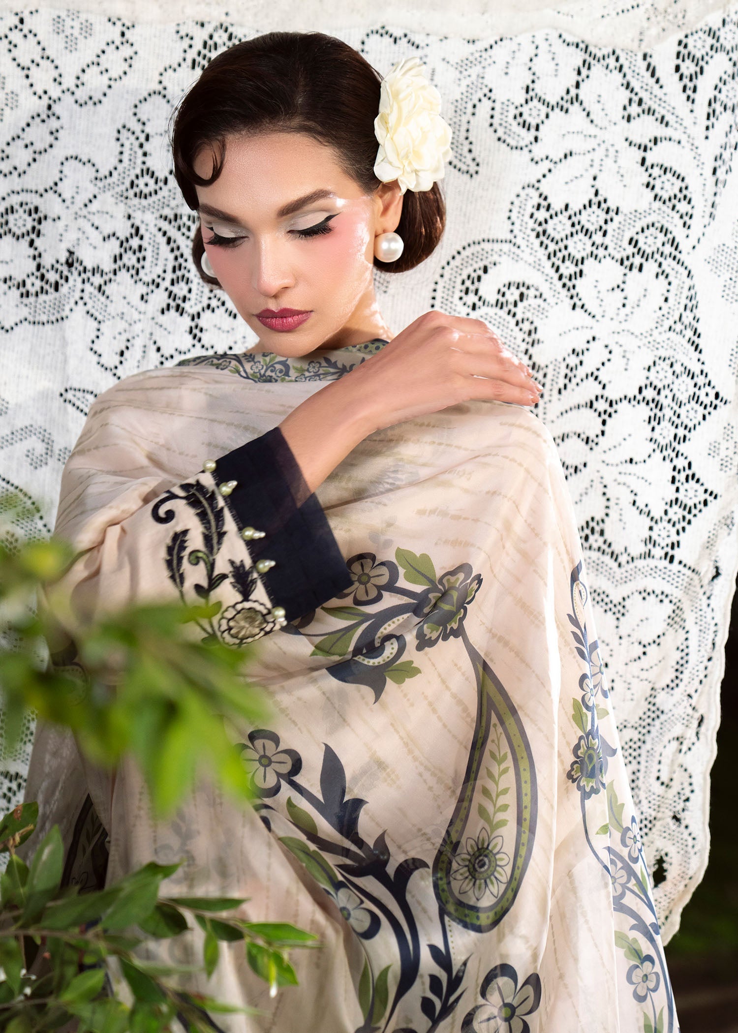 Beige Lawn Embroidered Salwar Suit Online in KSA Riyadh Saudi Arabia Oman Bahrain Qatar