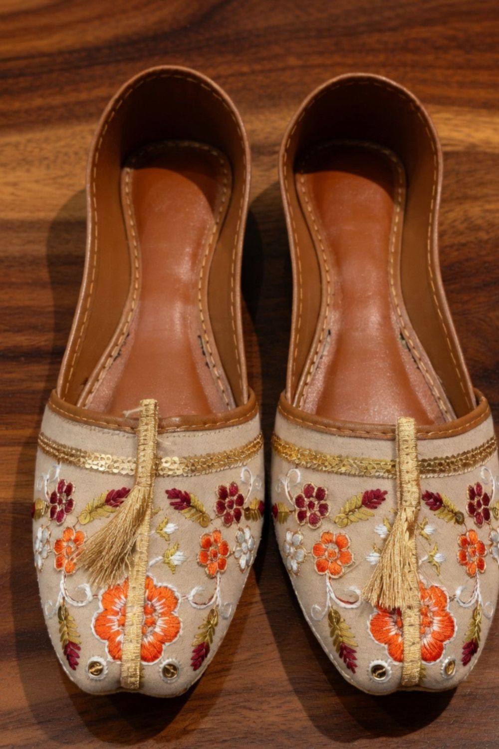 Beige Velvet Embroidered Khussa Online in Dubai UAE Abudhabi Ajman Sharjah