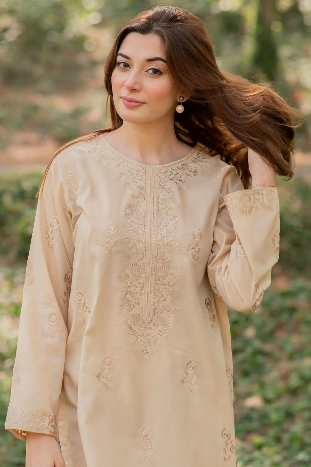 Embroidered Kurta with Straight Pants