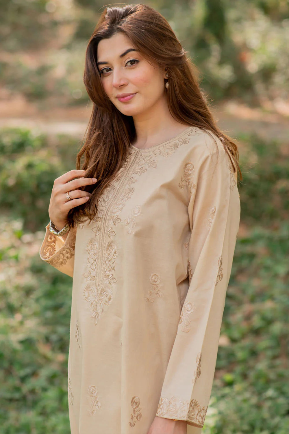 Embroidered Kurta with Straight Pants