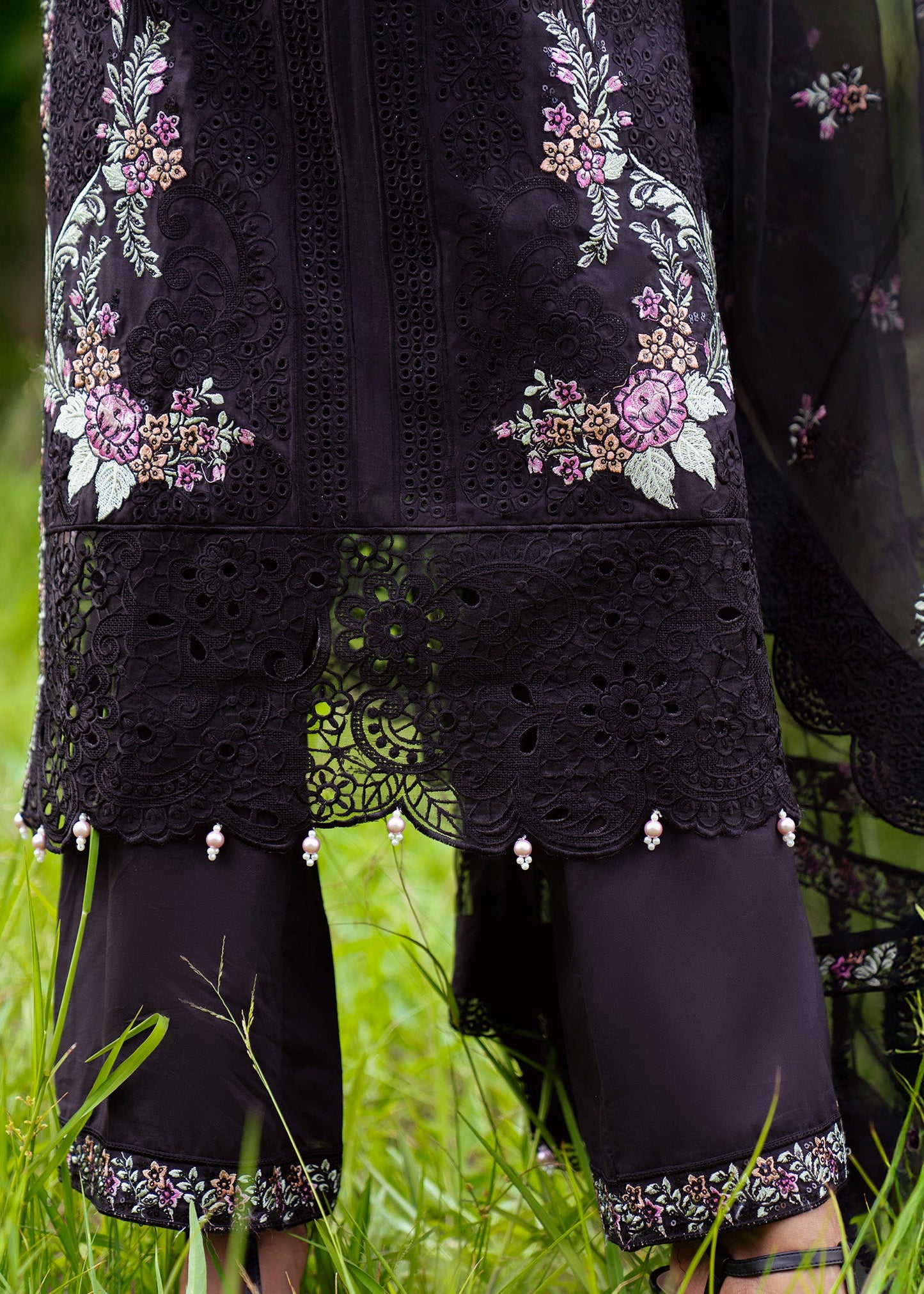 Black Embroidered Cambric Party Wear Outfit Online in KSA Riyadh Saudi Arabia Oman Bahrain Qatar